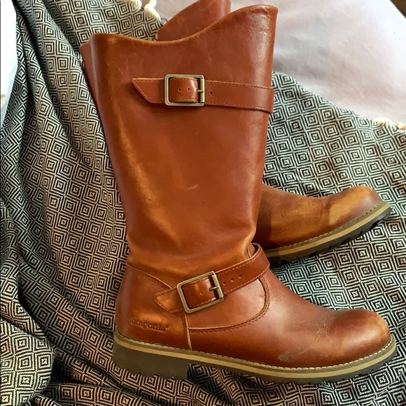 Shoes - Lightly used Patagonia leather boots